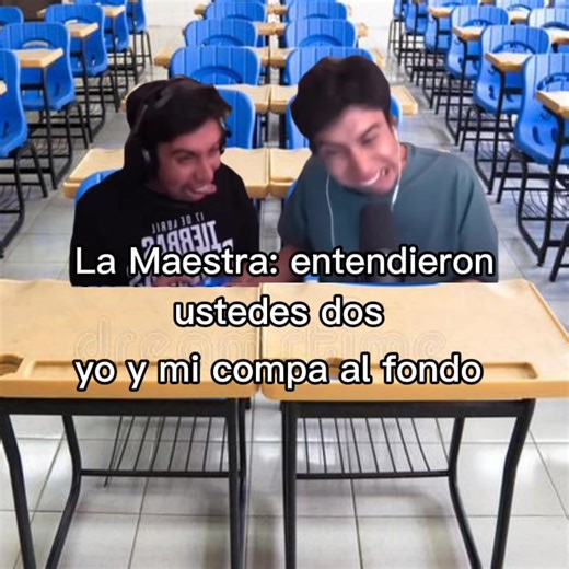 La Maestra Explicando: Aprendizaje Divertido con Compañeros