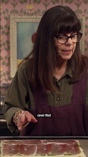 The EASIEST Party Appetizer: Prosciutto Pesto Pinwheels