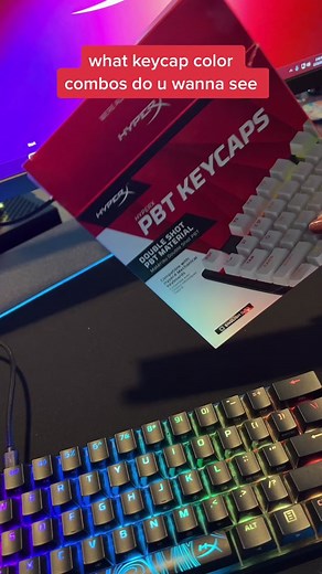 Best Black and White PBT Keycaps Combos for Custom PC Keyboards