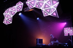 Add awesome visual experiences to your live performance. With HeavyM, projection mapping is now easy and fun 😎 | HeavyM